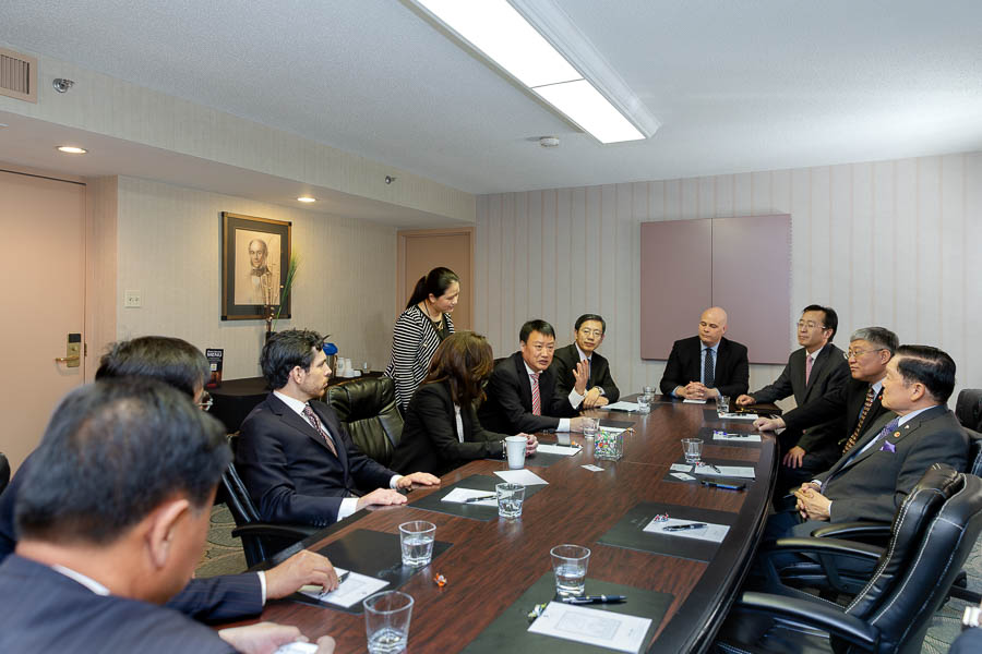 A Chinese trade delegation meets with Canadian officials at Lord Elgin Hotel in Ottawa.
